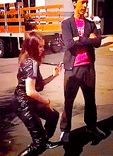 Alison Brie GIF. Gifs Filmsterren Alison brie Fotoshoot Nylon 