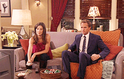 Alison Brie GIF. Gifs Filmsterren Alison brie Onhandig Britta perry Community Annie edison Gillian jacobs 