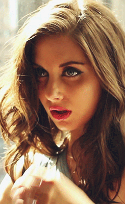 Gifs Filmsterren Alison brie community klei 