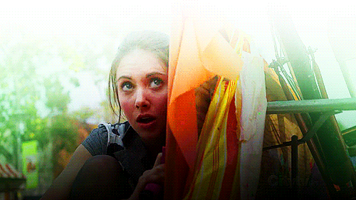 Gifs Filmsterren Alison brie rode loper statisch 
