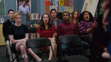 Gifs Filmsterren Alison brie gelukkig glimlachen community 
