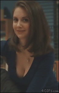 Alison Brie GIF. Gifs Filmsterren Alison brie Community Annie edison 