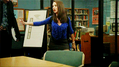 Alison Brie GIF. Roken Sigaret Sexy Gifs Filmsterren Alison brie 