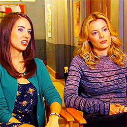 Alison Brie GIF. Gifs Filmsterren Alison brie Community Annie edison 