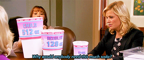 Amy Poehler GIF. Tv Gifs Filmsterren Amy poehler Parks and recreation Leslie knope 
