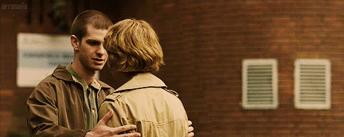 Andrew Garfield GIF. Gifs Filmsterren Andrew garfield Laat me nooit los 