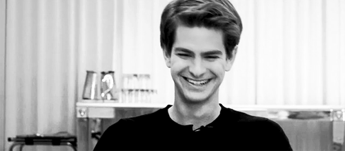 Andrew Garfield GIF. Gifs Filmsterren Andrew garfield Arcade fire We bestaan 