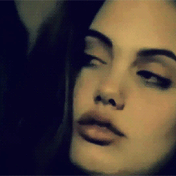Angelina Jolie GIF. Angelina jolie Gifs Filmsterren 