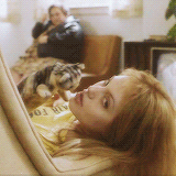 Angelina Jolie GIF. Angelina jolie Gifs Filmsterren Winona ryder Meisje onderbroken 
