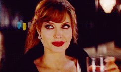 Angelina Jolie GIF. Huilen Angelina jolie Gifs Filmsterren 