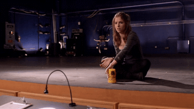 Gifs Filmsterren Anna kendrick helper 