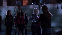 Anna Kendrick GIF. Spinnen Gifs Filmsterren Anna kendrick Lip sync battle 