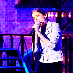 Gifs Filmsterren Anna kendrick snl 