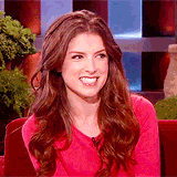 Anna Kendrick GIF. Pitch perfect Kus Gifs Filmsterren Anna kendrick 