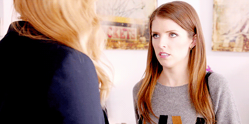 Gifs Filmsterren Anna kendrick amy Schumer cups 
