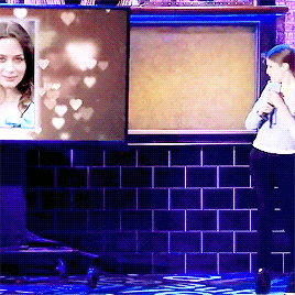 Anna Kendrick GIF. Pitch perfect Kus Gifs Filmsterren Anna kendrick 