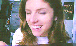 Anna Kendrick GIF. Gifs Filmsterren Anna kendrick Lip sync battle Swag meester kendrick 