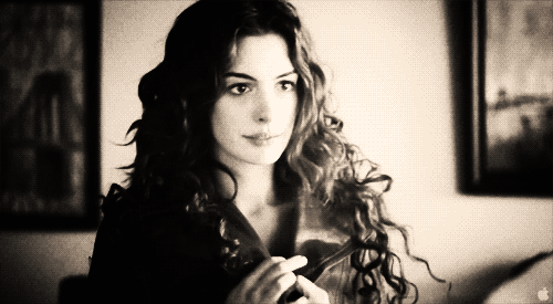 Gifs Filmsterren Anne hathaway La Dame 