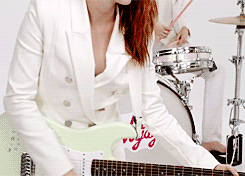 Anne Hathaway GIF. Gifs Filmsterren Anne hathaway Lip sync battle 