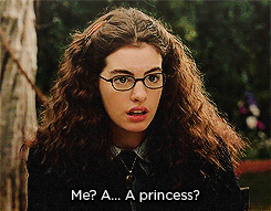 Anne Hathaway GIF. The princess diaries Gifs Filmsterren Anne hathaway 