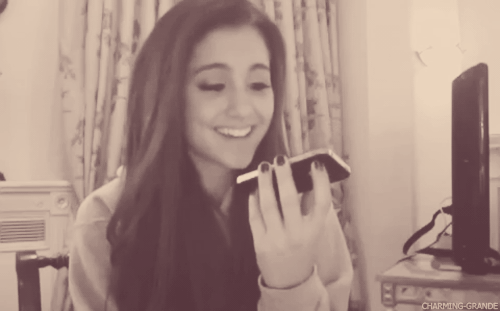 Artiesten ariana grande Gifs 