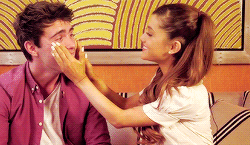 Ariana Grande GIF. Artiesten Ariana grande Gifs 