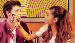 Ariana Grande GIF. Artiesten Ariana grande Gifs 