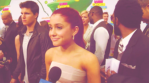 Artiesten ariana grande Gifs 