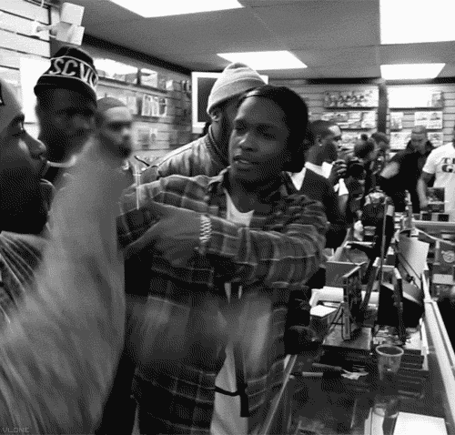 Artiesten Gifs ASAP rocky dans zwart en wit 