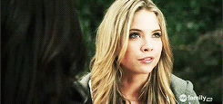 Ashley Benson GIF. Gifs Filmsterren Ashley benson Ashley benson s Logan lerman Logan lerman s 