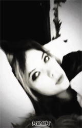 Ashley Benson GIF. Transformers Haar Prachtig Gifs Filmsterren Ashley benson Verbazingwekkend Hair flip Fab Hanna marin 