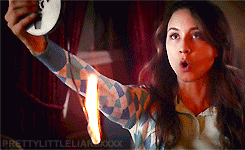 Ashley Benson GIF. Gifs Filmsterren Ashley benson G Pll Ashley benson s Pllcast 