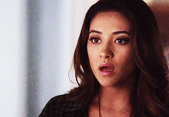 Ashley Benson GIF. Gifs Filmsterren Ashley benson Ashley benson s Downloaden 