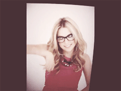 Ashley Benson GIF. Gifs Filmsterren Ashley benson Ashley benson s 