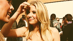 Ashley Benson GIF. Ashley Gifs Filmsterren Ashley benson Ichat Ashley benson s Benson Ichat s Ashleybenso 