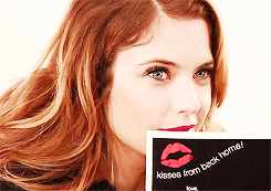 Ashley Benson GIF. Pretty little liars Gifs Filmsterren Ashley benson Hanna marin Ashley benson s 