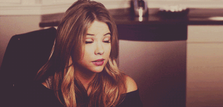 Gifs Filmsterren Ashley benson Ashley Benson s jaagt katie h 