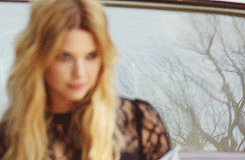 Ashley Benson GIF. Pretty little liars Gifs Filmsterren Ashley benson  Hanna marin Ashley benson s 100plus 