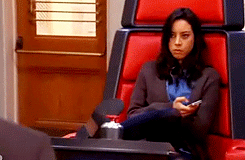 Jon Stewart GIF. Gifs Filmsterren Jon stewart Aubrey plaza The daily show met jon stewart 
