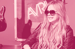 Avril Lavigne GIF. Artiesten Avril lavigne Kus Gifs 
