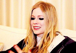 Avril Lavigne GIF. Boos Artiesten Avril lavigne Gifs Teef Gek wijf 