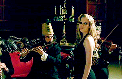 Avril Lavigne GIF. Artiesten Avril lavigne Kus Gifs 