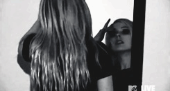Avril Lavigne GIF. Artiesten Avril lavigne Gifs Band blog 