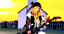 Avril Lavigne GIF. Artiesten Avril lavigne Bril Gifs Blond Canadees 