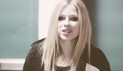 Avril Lavigne GIF. Boos Artiesten Avril lavigne Gifs Teef Gek wijf 