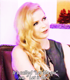 Avril Lavigne GIF. Artiesten Avril lavigne Smile Gifs 