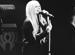 Avril Lavigne GIF. Artiesten Avril lavigne Gifs Ichat 