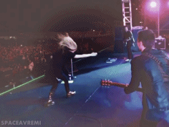 Avril Lavigne GIF. Artiesten Avril lavigne Gifs Avril 