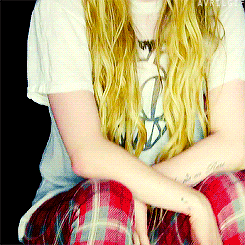 Avril Lavigne GIF. Artiesten Avril lavigne Nostalgie Gifs Muziekvideo Complicated 