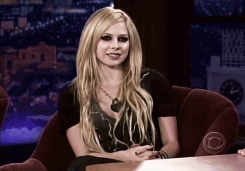 Avril Lavigne GIF. Artiesten Avril lavigne Smile Gifs 